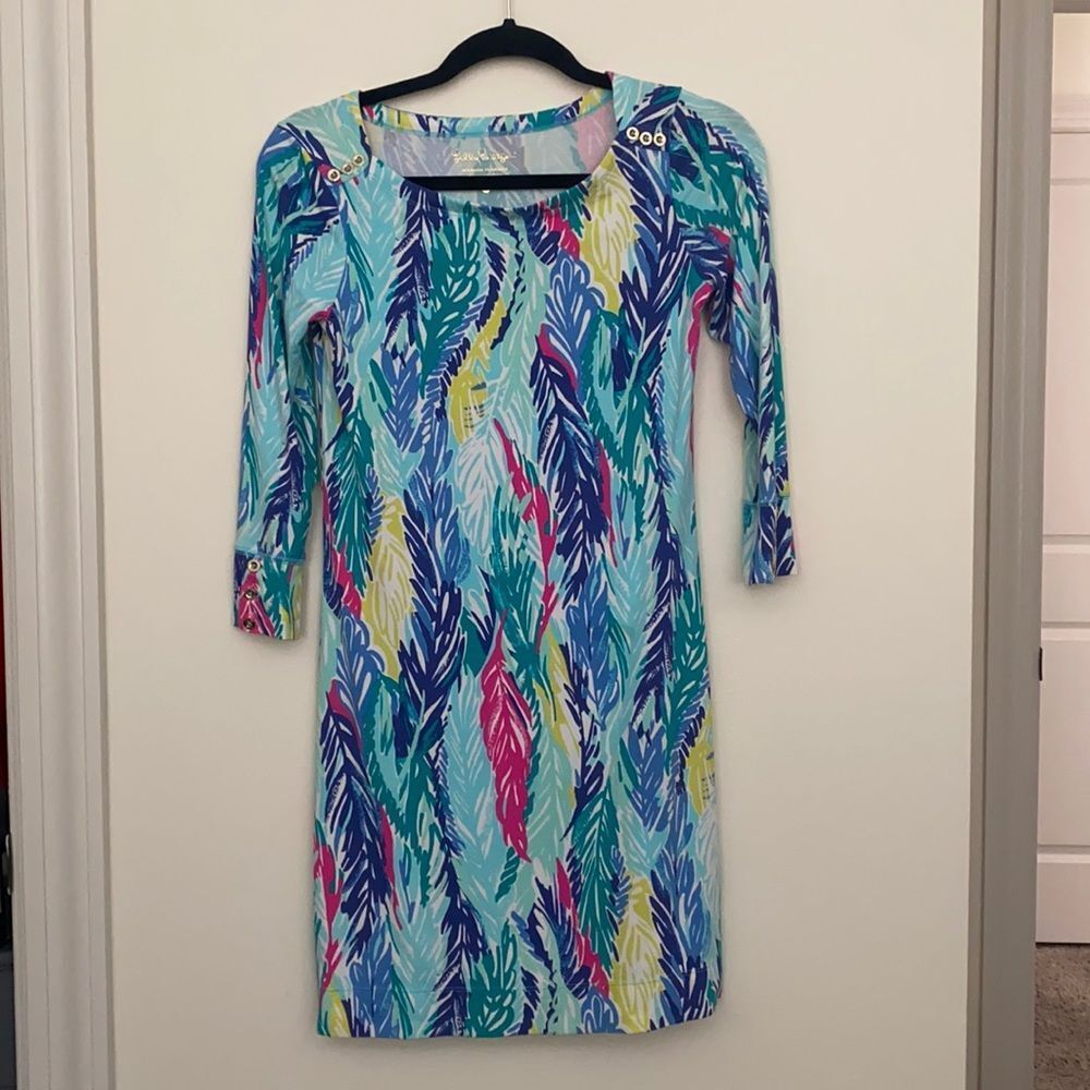 Lilly Pulitzer Summer Dress with quarter length sleeves (feather print)​